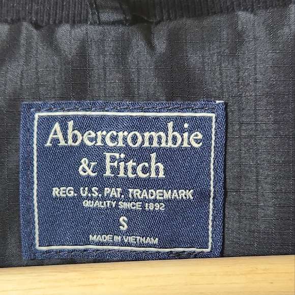 Abercrombie Technical Jacket, Men's Small, Black - Picture 3 of 3